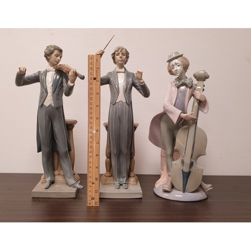 943 - Lot of 3x Figures (2x Lladro and 1x Other) with damage -  H: 35cm approx.