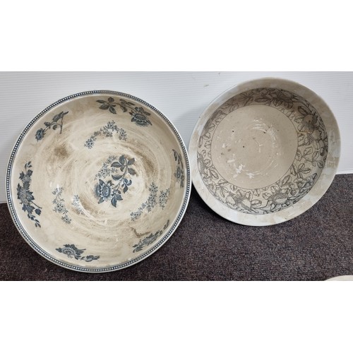 760 - Lot of 3x Chambre Pots including Mason Ironstone and Two Basins-  Pomegranate B C & W Mark and Wedge... 