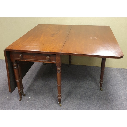 1058 - Victorian Mahogany Drop Leaf Table with Drawer

Closed; H:73 x W:105 x D:60cm
Open; H:73 x W:170 x D... 