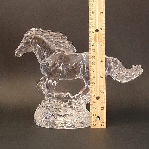 29 - Waterford Crystal Running Horse Ornament, H: 16cm x W: 22cm