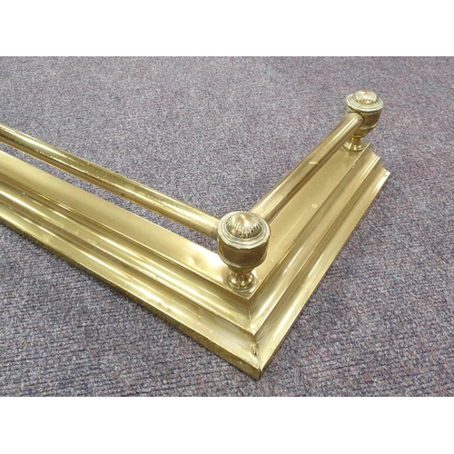 122 - Brass Fender, H:15 x W:136 x D:31cm, Inner Width 122cm