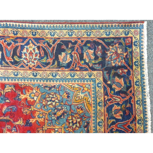 71 - Fine Handwoven Vintage Persian Sarouk Carpet Centre Medallion. L:325 x W:210cm