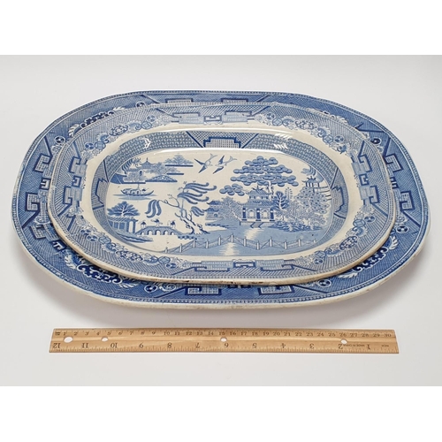 31 - Lot of 2x Willow Pattern Meat Plates, 35x28cm / 42x34cm