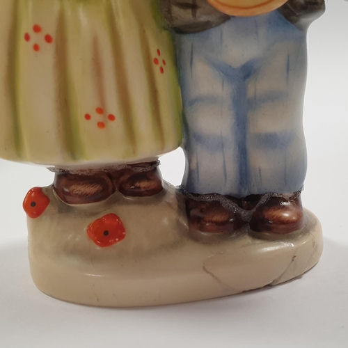 281 - Lot of 2x Hummel Figures, Height 11cm