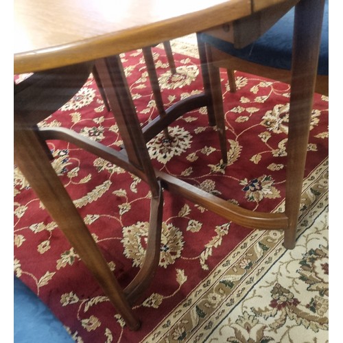 121 - Mid Century Gate Leg Table and 4 Chairs, Table W: 112cm x L 138cm (Open) Middle Section W: 33cm