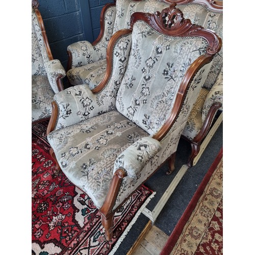 9 - 3 Piece Edwardian Suite 2 Seater H:89cm x W: 139cm x D: 60cm Armchair W: 66cm