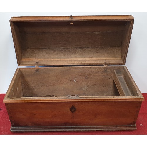 843 - Oak Blanket Chest with Dome Top, H: 69cm x W: 126cm x D: 58cm