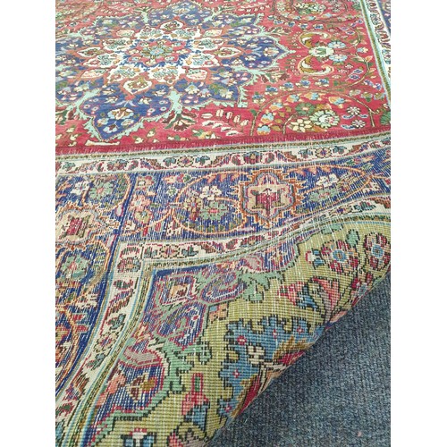 87 - Large Fine-Woven Persian Tabriz Carpet with Central Lozenge Medallion, L: 310cm x W: 205cm