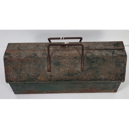100 - Vintage steel cantilever tool box with assorted hand tools H:20cm x W:41cm x D:16cm.
