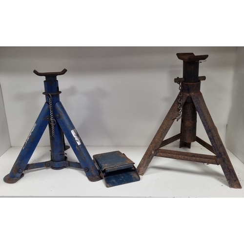 102 - Lot of 2x steel axle stands H:28cm.
