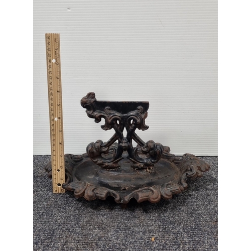 92 - Victorian cast-iron boot scraper with maker’s mark by Thos Holcroft & Son
