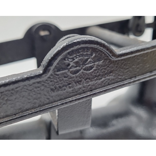 95 - Metal scales with brass pan and weights