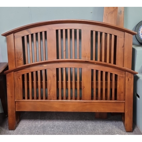 200 - 4ft6 Wooden Double Bed Frame with Slatted Headboard and Footboard (side rails and lats)