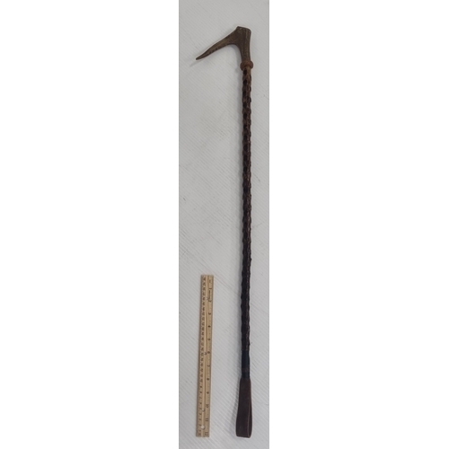 231 - Riding Crop H:87cm.