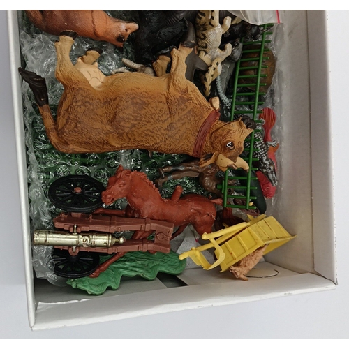209 - Lot of assorted vintage and retro toys 