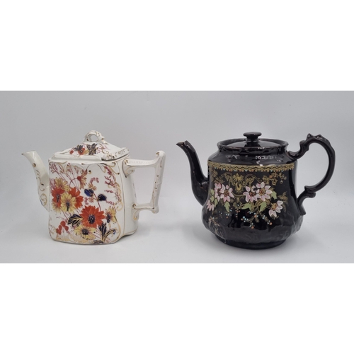 19 - Pair of decorative ceramic teapots, H: 18cm.