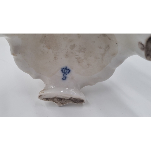 31 - Lot of 3x Capodimonte-style Italian porcelain ornaments