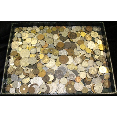 1533 - World coins - miscellaneous accumulation, mixed grades. (577)