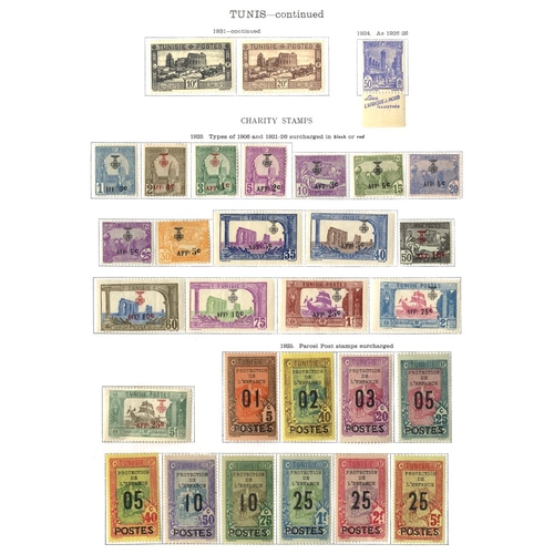 167 - FRENCH COLONIES (ALGERIA) 1924-36 range of 100 incl. 1924 set (31 vals) and 1930 etc. (Cat. £400) an... 