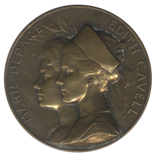 573 - 1915 Homage to Edith Cavell (1865-1915) & Marie Depage (1872-1915), bronze medal by A. Bonnetain, co... 