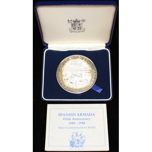 648 - THE SPANISH ARMADA, 400th Anniv, heavy silver medal, 1988, by The Royal Mint, obverse: a reproductio... 