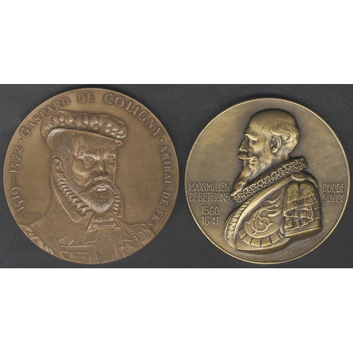 682 - FRANCE: MAXIMILIEN DE B?THUNE, DUC DE SULLY (1559-1641), bronze portrait medal, undated, by Maurice ... 