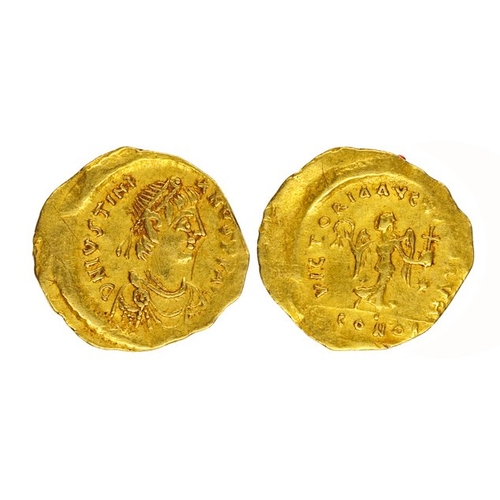 726 - Justinian I, 527-565 AD. Gold Tremissis, 1.36g, mint of Constantinople. Obverse; D N IVSTINIANVS P P... 