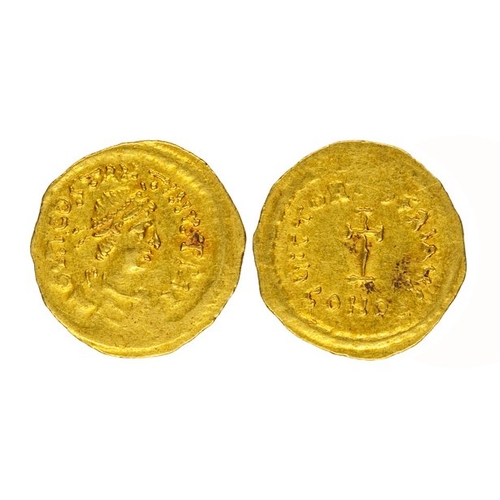 727 - Tiberius II Constantine, 578-82 AD. Gold Tremissis, 1.48g, mint of Constantinople. Obverse; d m COST... 