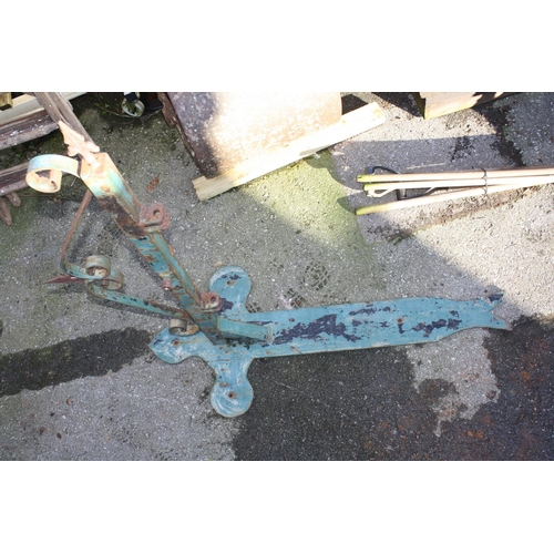 56 - Large cast iron sign bracket 47