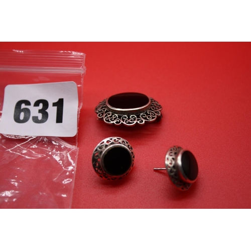 631 - Oval black stone silver brooch 1