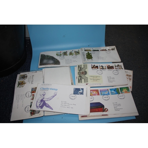 945 - Quantity 1st Day covers