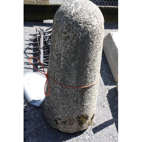 46 - Granite bollard 25