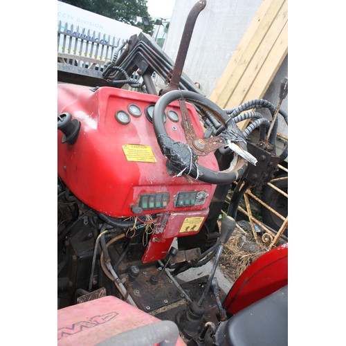 1 - Siromer 204S 4WD tractor complete with front loading bucket & rear topper 8018 hours.Tyre deflated
S... 