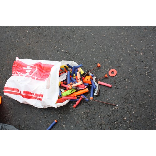 21m - Large quantity Nerf guns and spares