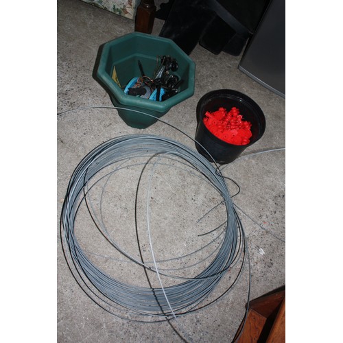 1816 - Electric fencing accessories & part roll galvanized wire