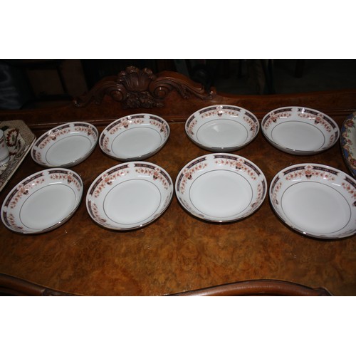 1777 - Large quantity Laklain by Dankotuwa tea & dinnerware & 2 other meat plates