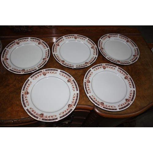 1777 - Large quantity Laklain by Dankotuwa tea & dinnerware & 2 other meat plates