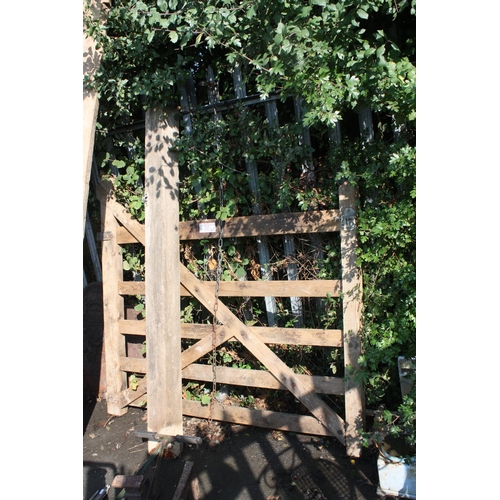 4 - Victoria Sawmills garden gate & post 59