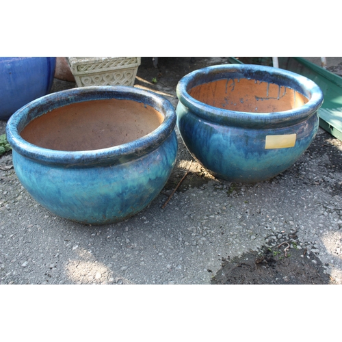 76 - Pair blue glazed circular pots 11