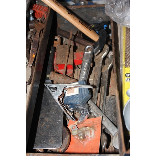 278 - Cantilever tool box & contents- guages etc