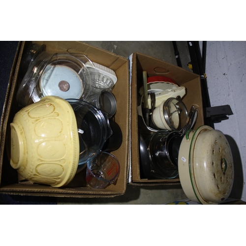 416 - 2 boxes kitchenalia