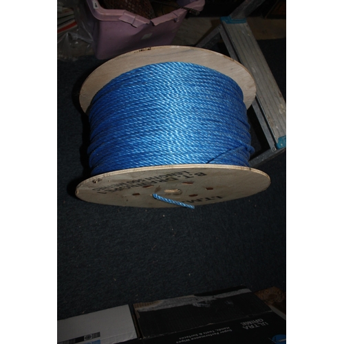 467 - Large roll rope