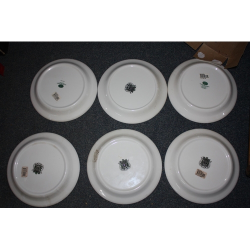 866 - 6 Portmeirion Christmas plates 8 1/2