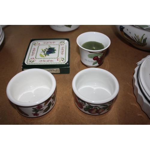 883 - Portmeirion Pomona souffle pot, 1 other, candle & place mats