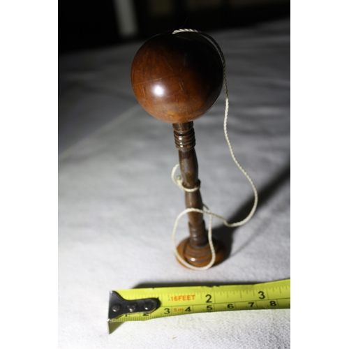 1138 - 19th Century treen string holder on stand 5