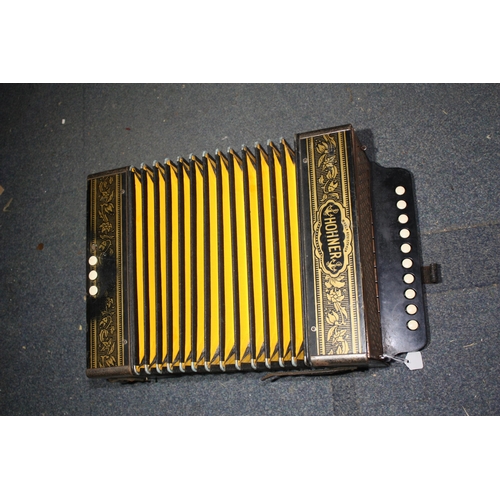 1328 - Hohner accordian