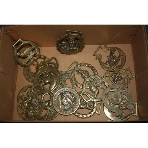 1339 - Quantity assorted horse brasses