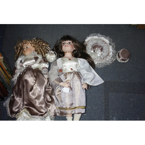 1355 - Porcelain Doll Collection doll (on right) 24