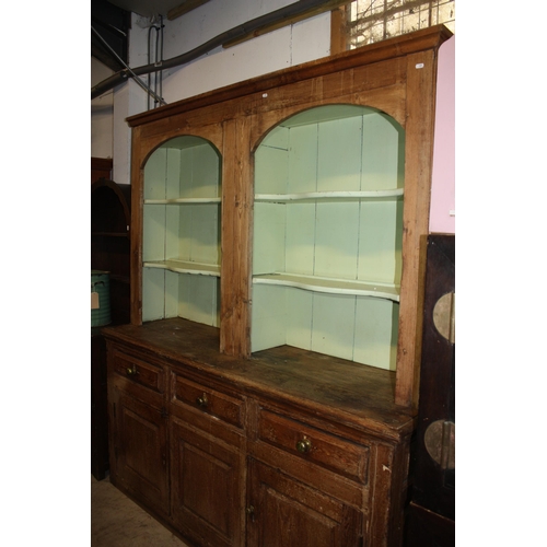 1462 - Large pine country dresser 81 1/2