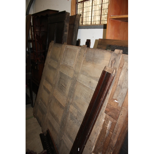 1470 - Antique oak clipped & pegged cupboard with 2 drawers with key